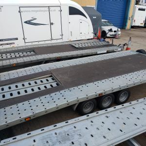 View T9 PRG Car transporter hire - £55 per day | Nottingham, Derby, Leicester